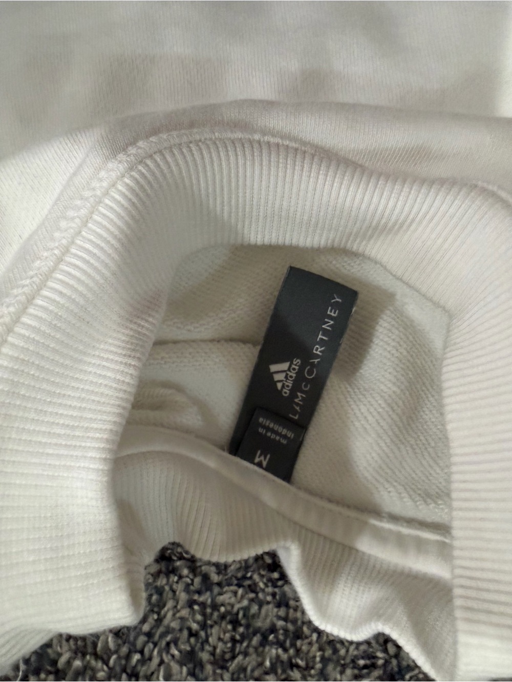 adidas x Stella McCartney White Crewneck Sweatshirt womens - Picture 3 of 5